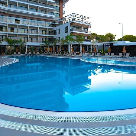 Alexia & (adults Only) Otel 5*