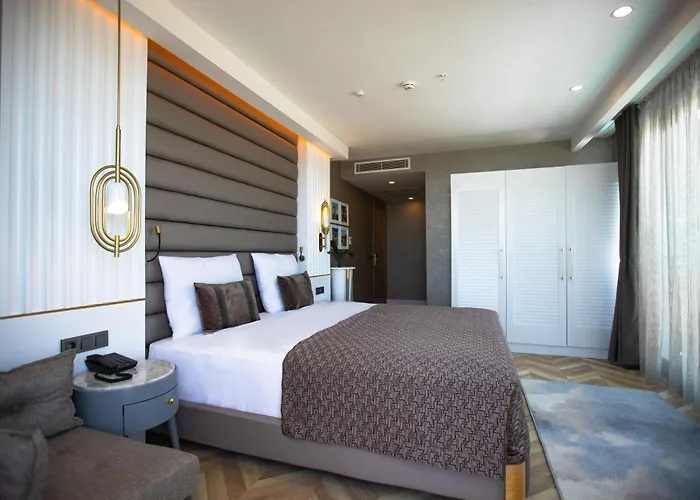 Alexia & (adults Only) Hotel